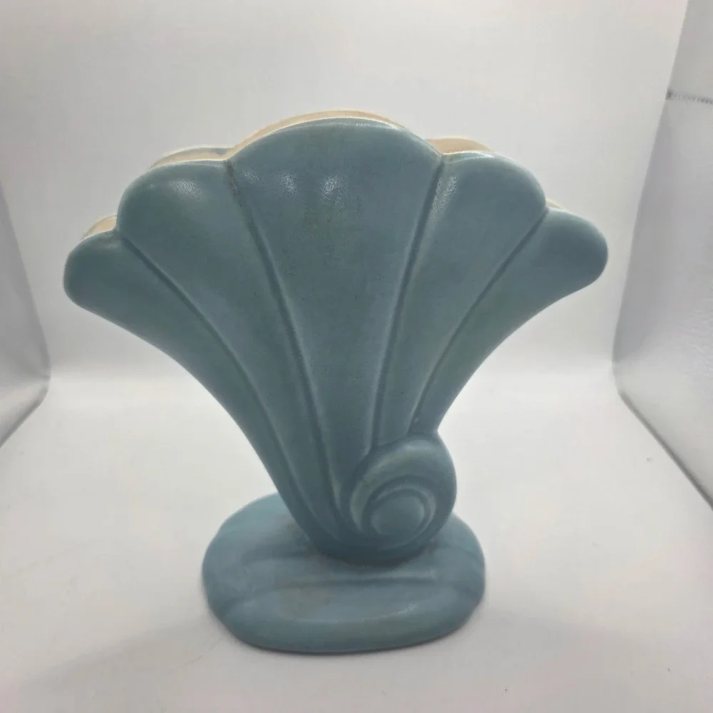 Red Wing Pottery 892 Blue Fan Shell Nautilus Vase USA Art Deco MCM 7.5